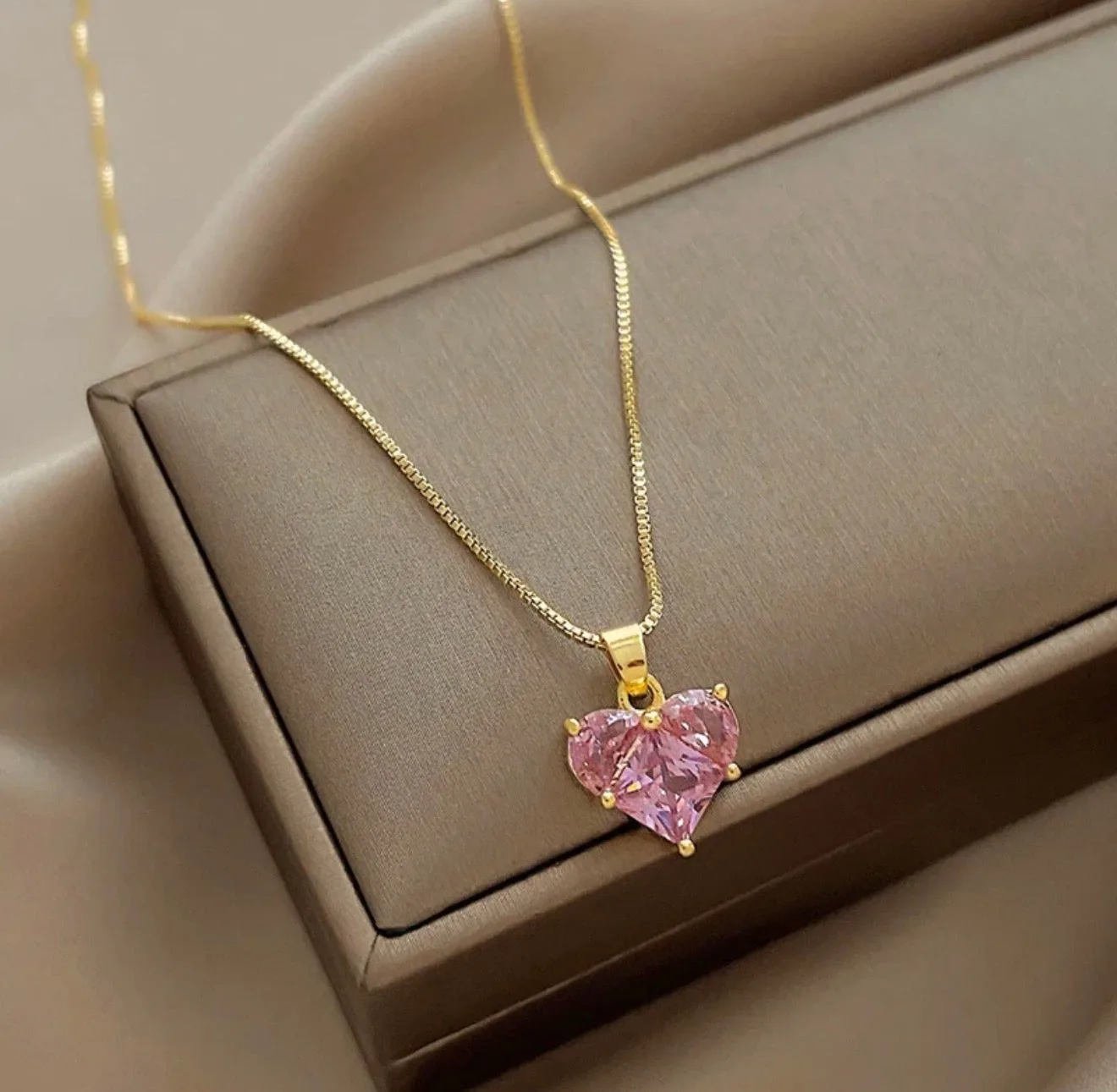 Women's Fashion Jewelry Gold Pink Rhinestone Heart Pendant Necklace ( Standard Delivery )